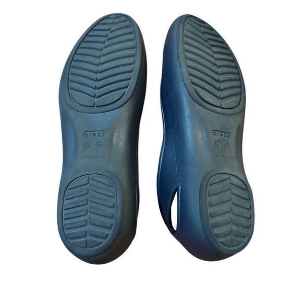 Crocs Laura Ballet Flats Heel Cutouts Rounded Toe Navy Blue Size 11 - Picture 5 of 6